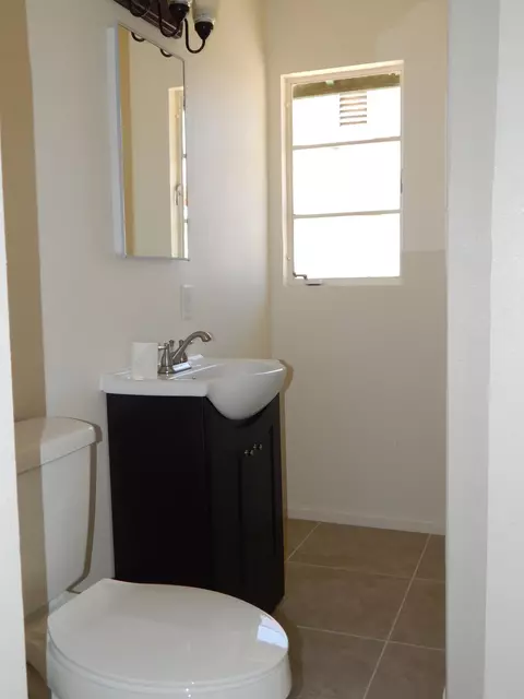 38714 36th St E, Palmdale, CA 93550 photo 11