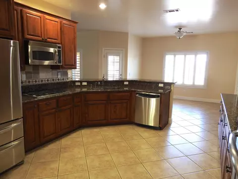 17601 Bold Venture Dr, Tehachapi, CA 93561 photo 5
