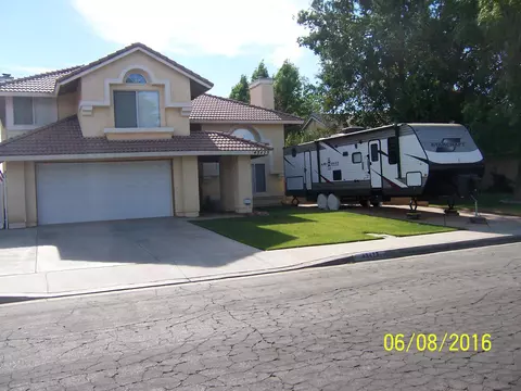 43423 Carpenter Dr, Lancaster, CA 93535 photo 2