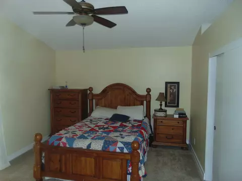 44203 Halcom Ave, Lancaster, CA 93536 photo 13