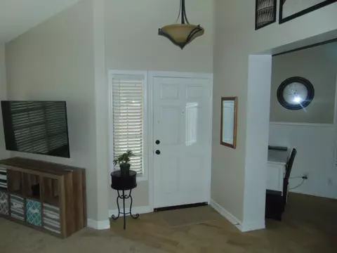 44203 Halcom Ave, Lancaster, CA 93536 photo 5