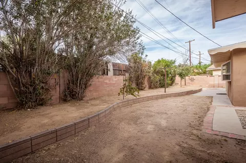 610 Ovingston St E, Lancaster, CA 93535 photo 14