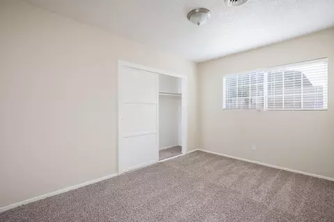 610 Ovingston St E, Lancaster, CA 93535 photo 10