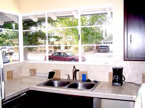 1146 Avenue J4 E, Lancaster, CA 93535 photo 8