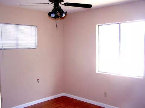 1146 Avenue J4 E, Lancaster, CA 93535 photo 9