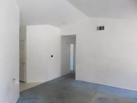 10823 Pershing St, Adelanto, CA 92301 photo 18