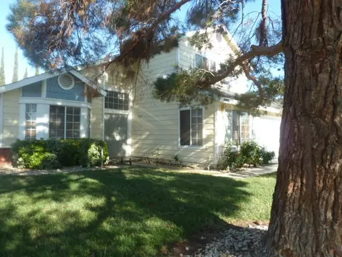 37618 Enterprise Dr, Palmdale, CA 93550 photo 2