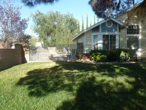 37618 Enterprise Dr, Palmdale, CA 93550 photo 3