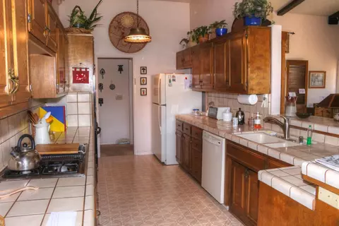 24370 Willow Pass Dr, Tehachapi, CA 93561 photo 12