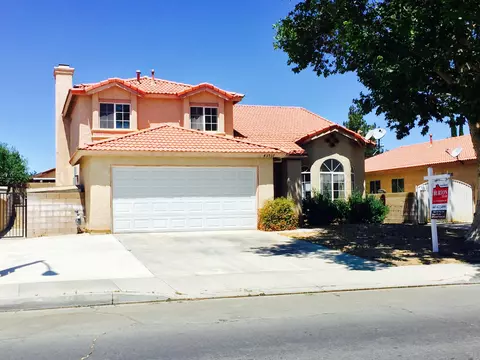 43937 17th St, Lancaster, CA 93535 photo 3
