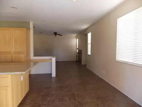 1119 Cambridge Ct, Lancaster, CA 93535 photo 9