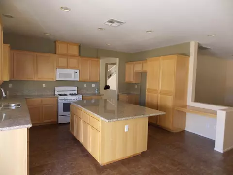 1119 Cambridge Ct, Lancaster, CA 93535 photo 8