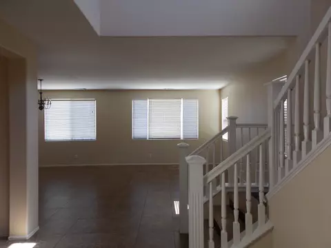1119 Cambridge Ct, Lancaster, CA 93535 photo 4