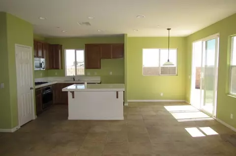 8808 Mora Ct, Lancaster, CA 93536 photo 11