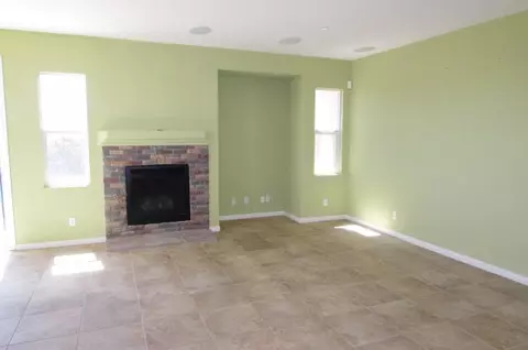 8808 Mora Ct, Lancaster, CA 93536 photo 8