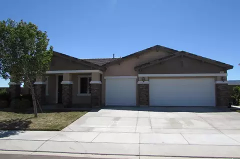 8808 Mora Ct, Lancaster, CA 93536 photo 1