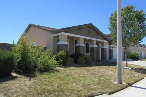 8808 Mora Ct, Lancaster, CA 93536 photo 2