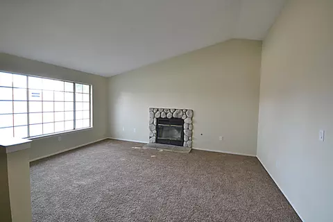 45403 Bison Cir, Lancaster, CA 93535 photo 3