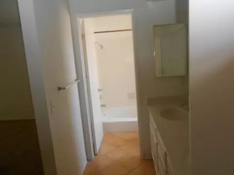 4911 Halen St, Palmdale, CA 93552 photo 8