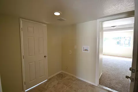 43705 16th St, Lancaster, CA 93535 photo 9
