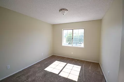 43705 16th St, Lancaster, CA 93535 photo 19
