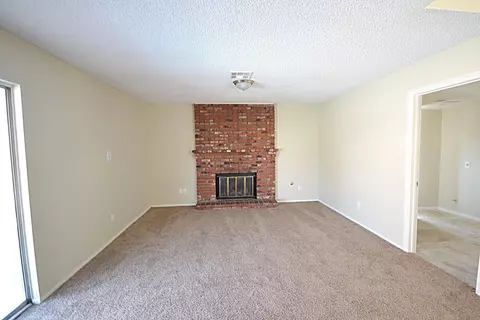 43705 16th St, Lancaster, CA 93535 photo 5