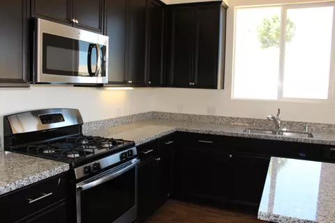 1302 Arabella, Tehachapi, CA 93561 photo 5