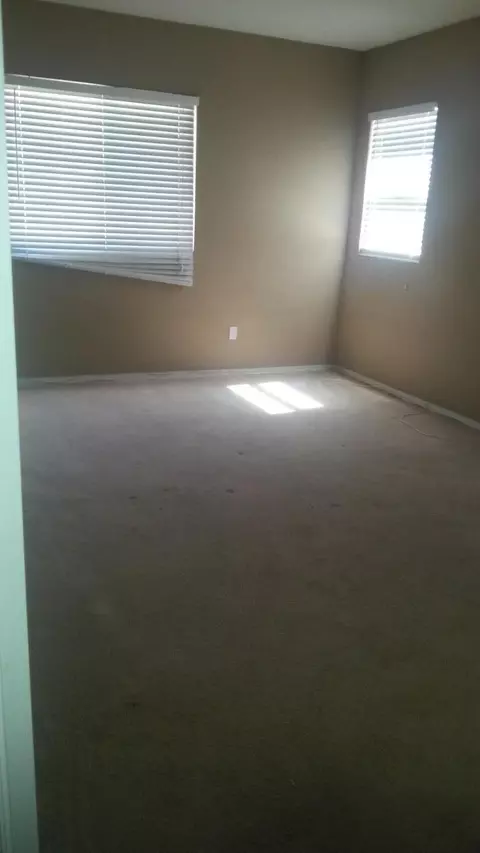 2762 Garnet Ln, Lancaster, CA 93535 photo 6