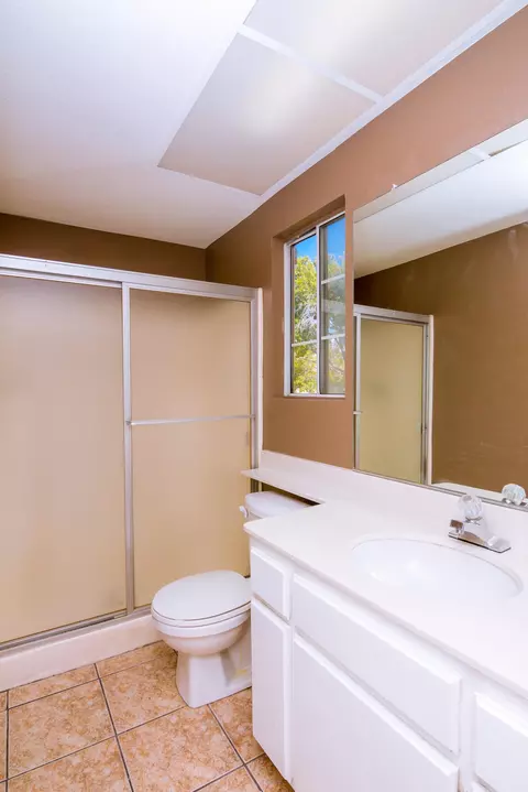 1113 Kildare St E, Lancaster, CA 93535 photo 16