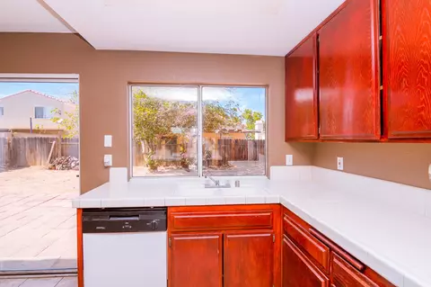 1113 Kildare St E, Lancaster, CA 93535 photo 20