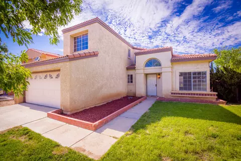 1113 Kildare St E, Lancaster, CA 93535 photo 3