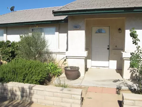 11960 Middleton Rd, Phelan, CA 92371 photo 5