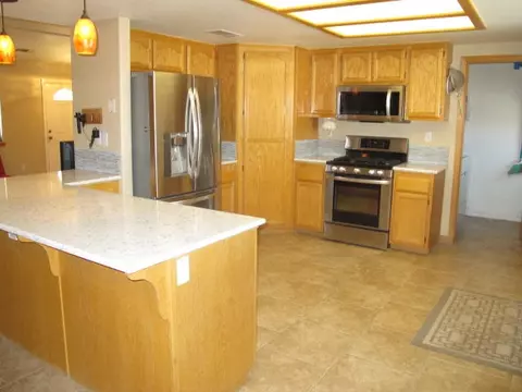 11960 Middleton Rd, Phelan, CA 92371 photo 12