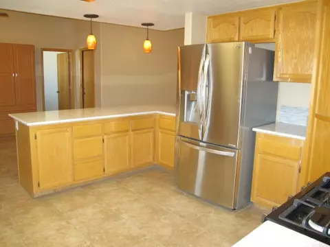 11960 Middleton Rd, Phelan, CA 92371 photo 13