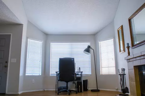37228 Bunker Ct, Palmdale, CA 93550 photo 5