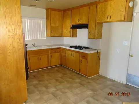 44457 2nd St E, Lancaster, CA 93535 photo 5