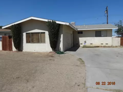44457 2nd St E, Lancaster, CA 93535 photo 1