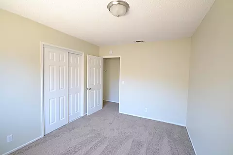 1025 Herzel Ave, Lancaster, CA 93535 photo 14