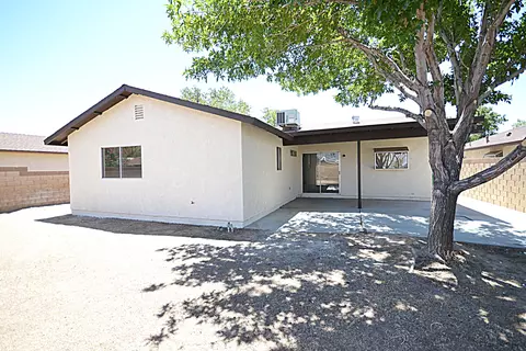 1025 Herzel Ave, Lancaster, CA 93535 photo 17