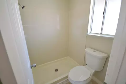 1025 Herzel Ave, Lancaster, CA 93535 photo 10