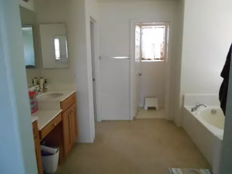 1425 Wild Olive Rd, Tehachapi, CA 93561 photo 2