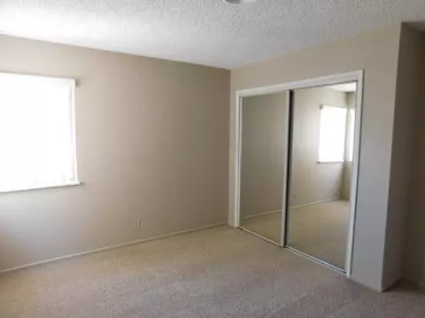 44633 2nd St E, Lancaster, CA 93535 photo 14