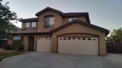 6331 Avenue J2 W, Lancaster, CA 93536 photo 2