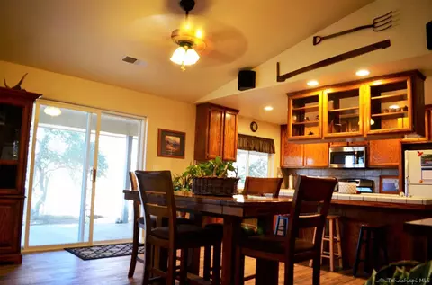 30401 Drake Ct, Tehachapi, CA 93561 photo 8
