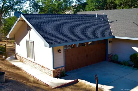 30401 Drake Ct, Tehachapi, CA 93561 photo 3
