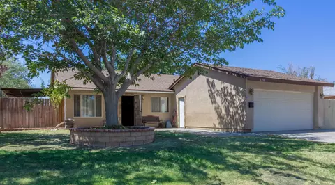 2238 Avenue K-15 W, Lancaster, CA 93536 photo 1