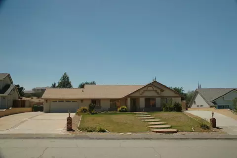 35905 43rd St E, Palmdale, CA 93552 photo 2