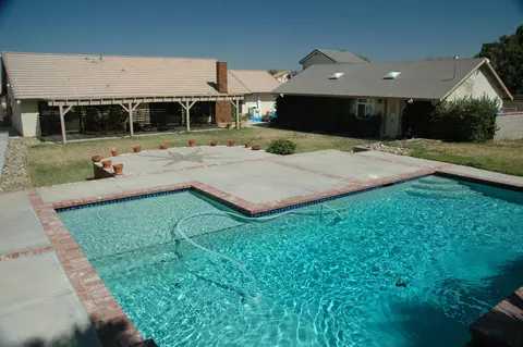 35905 43rd St E, Palmdale, CA 93552 photo 3