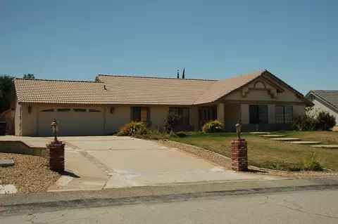 35905 43rd St E, Palmdale, CA 93552 photo 1