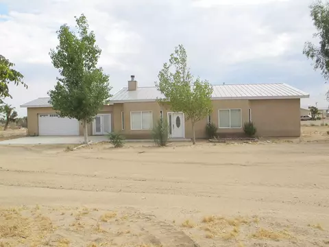 5580 Daisy Ln, Phelan, CA 92371 photo 1
